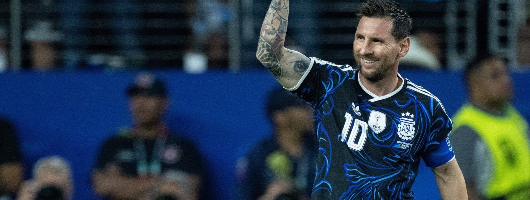 È stata presentata la richiesta per le maglie blu