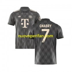 Maglie da Calcio FC Bayern München GNABRY 7 Octoberfest Uomo Quarta Tenuta 2024-2025 Maniche Corte