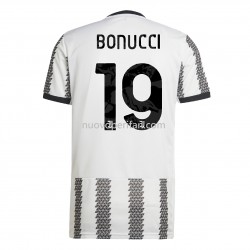 Maglie da Calcio Juventus Bonucci 19 Prima Tenuta 2022-2023 Manica Corta